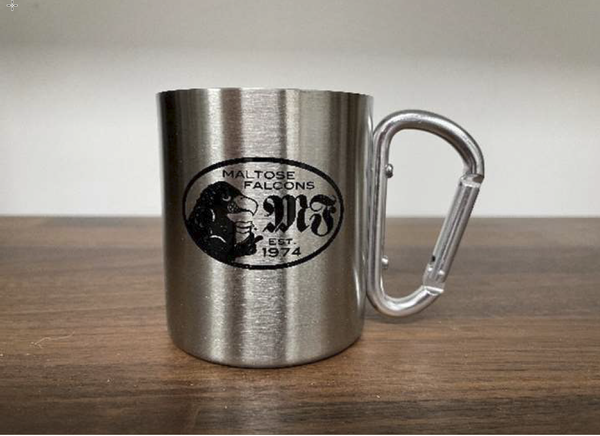 Metal mug with carabiner handle
